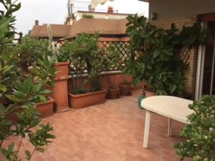 Apartment Delizioso Attico A Talenti Rom