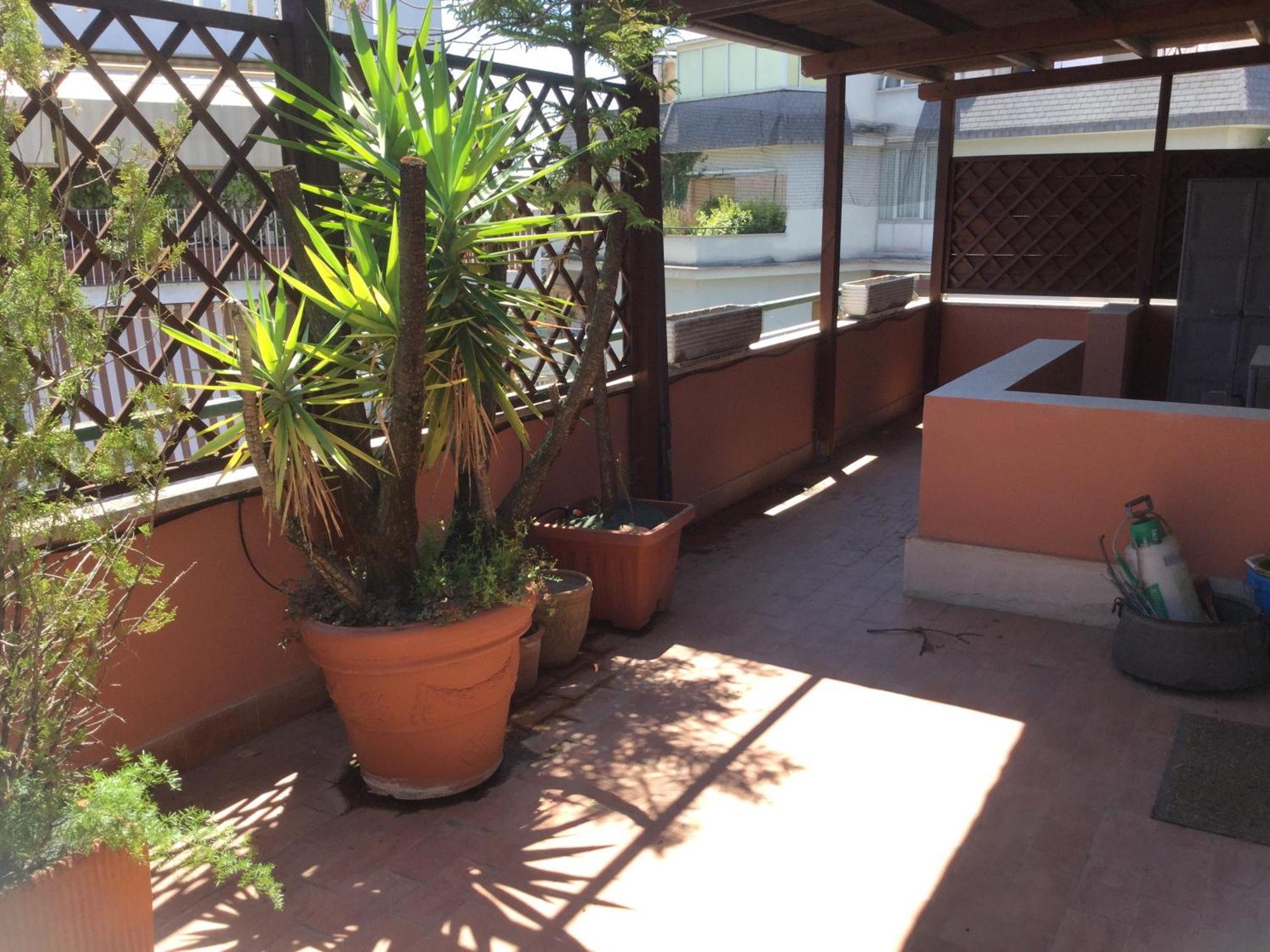 Delizioso Attico A Talenti Apartamento *